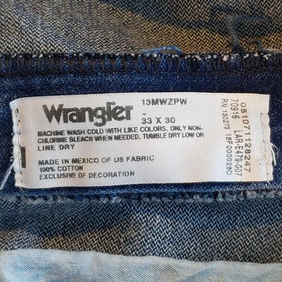 Wrangler Jeans Straight Leg High Rise Women’s Medium Wash 5-Pocket Size 33x30 - Picture 8 of 9